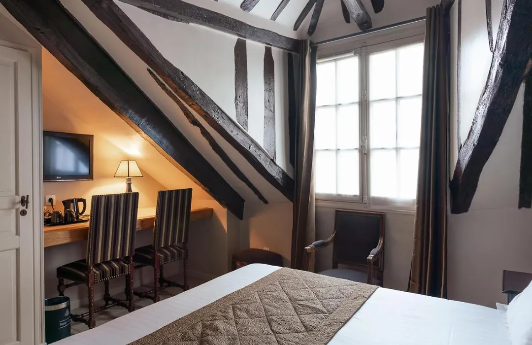 Hotel Saint-Louis Marais-1